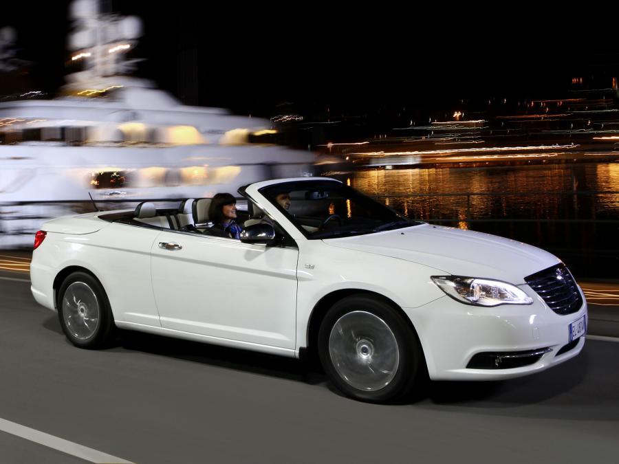  Lancia Flavia Convertible 2012 года  (фото 82 из 92)